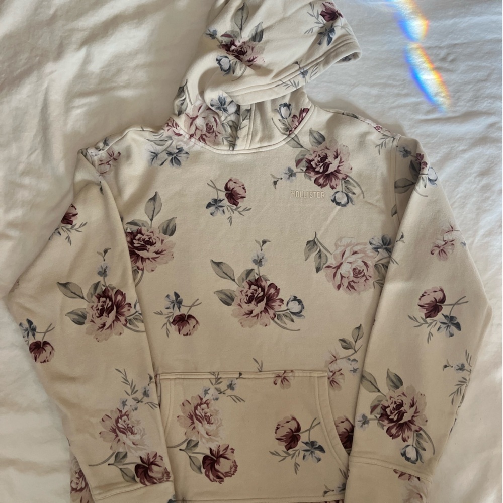 Hollister Cream Floral Knit Pullover